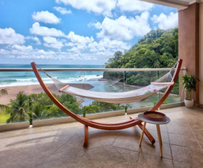Breakwater Beachfront Condo 603